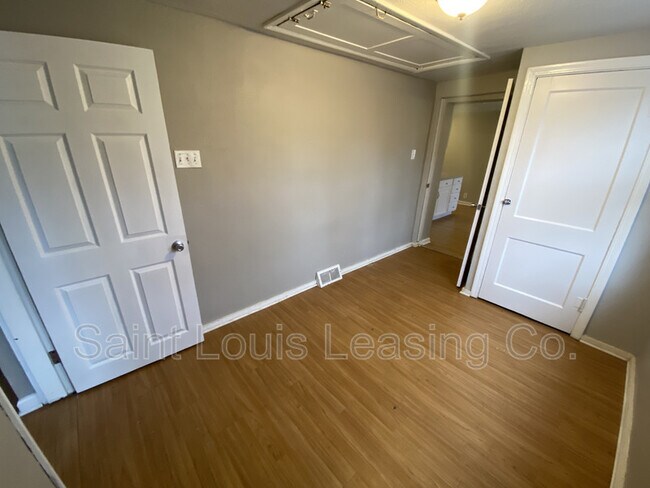 Building Photo - 3298 Wismer Rd
