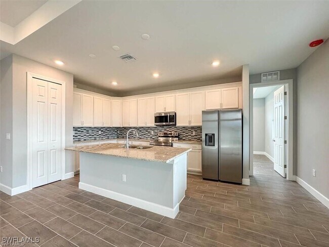 Foto del edificio - 4230 NW 32nd Ln