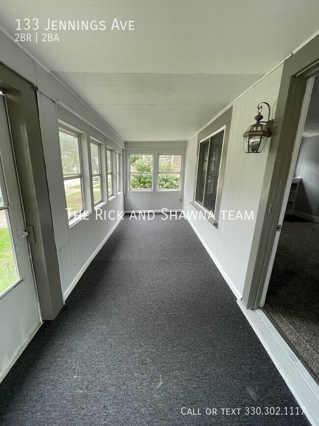 Foto del edificio - Two bedroom two bathroom home for rent