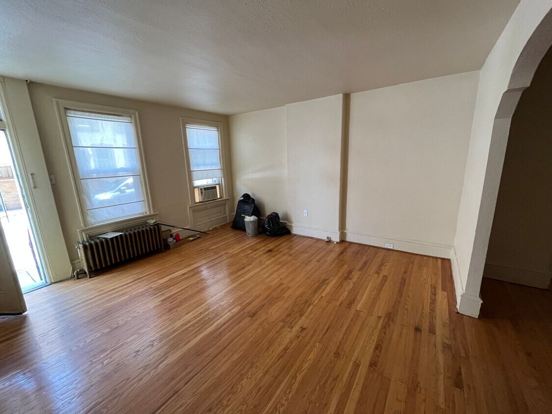 Primary Photo - 3 Bedroom Townhouse in Bella Vista