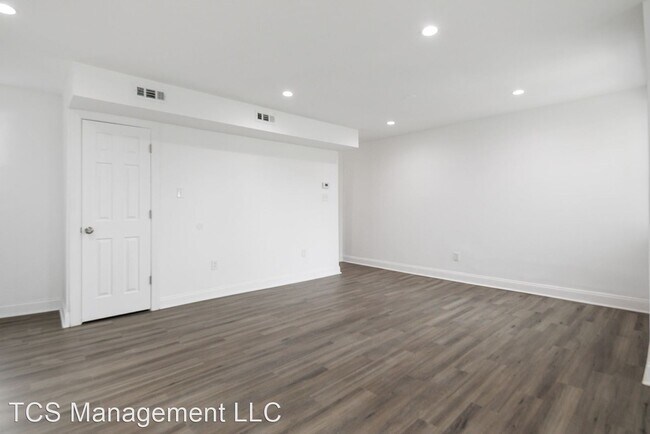 Foto del edificio - 2 br, 1 bath House - 274-76 S 58th St