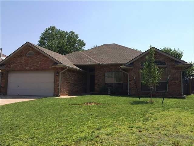 Primary Photo - Great Home - Open Floor Plan - Storm Shelter