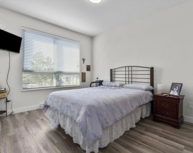 Building Photo - 20356 72B Av