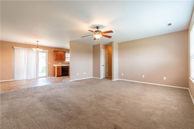 Building Photo - 1230 Bo Ln