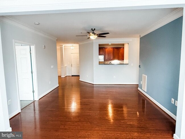 Foto del edificio - 701 Cobblestone Blvd