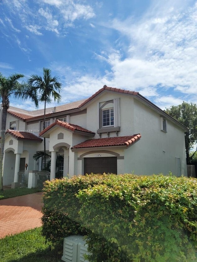 11476 NW 50th Terrace, Doral, FL 33178 Townhome Rentals in Doral FL