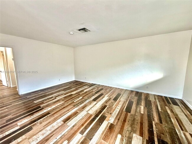 Building Photo - 1821 N 17th Ct