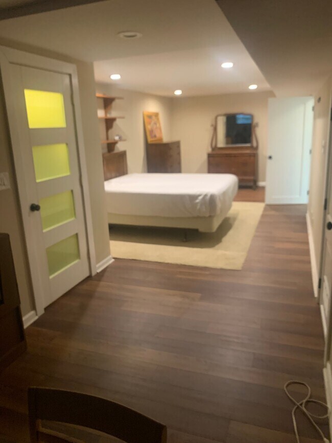 Foto del edificio - 2320 Elmwood Dr SE