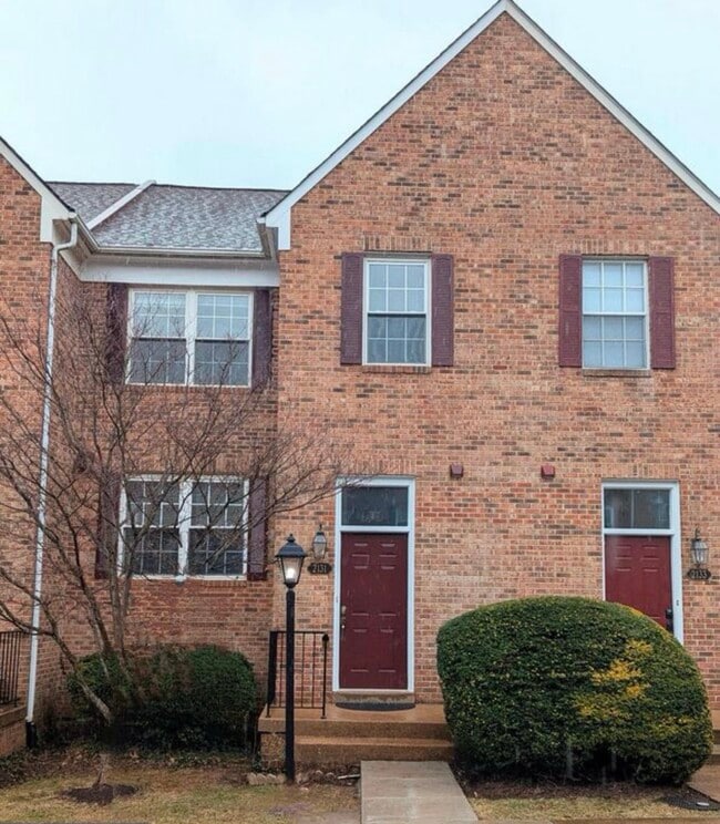 2131 Dominion Heights Ct