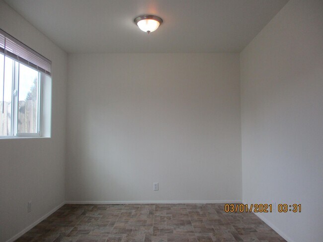 Foto del edificio - 1244 N Park Ave