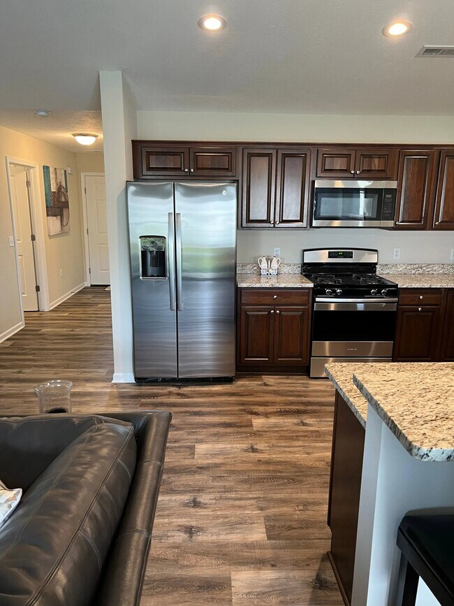 Foto del edificio - 1505 Bonnybridge Ln