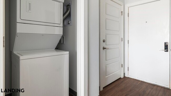 Foto del edificio - 302 13th St S