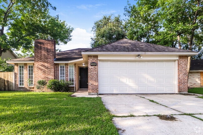 Building Photo - 10806 Clear Fork Dr