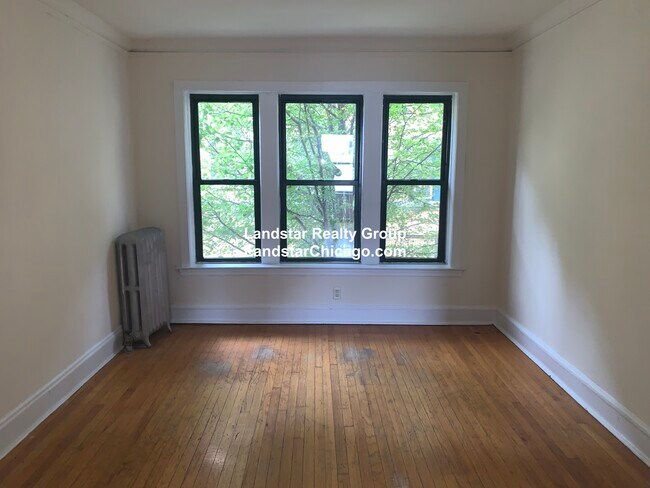 Building Photo - 3306 W Schubert Ave