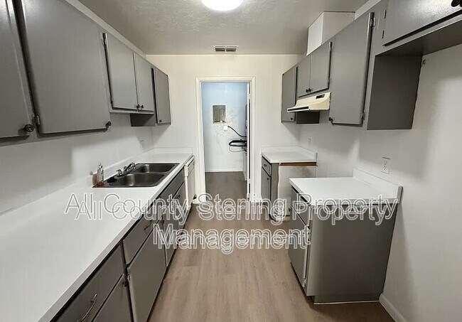 Foto del edificio - 4417 SW 71st Terrace