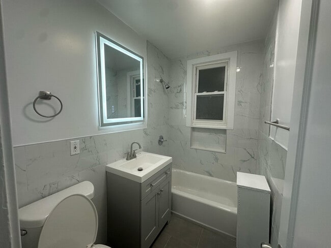 Building Photo - 29 Cliff Ave