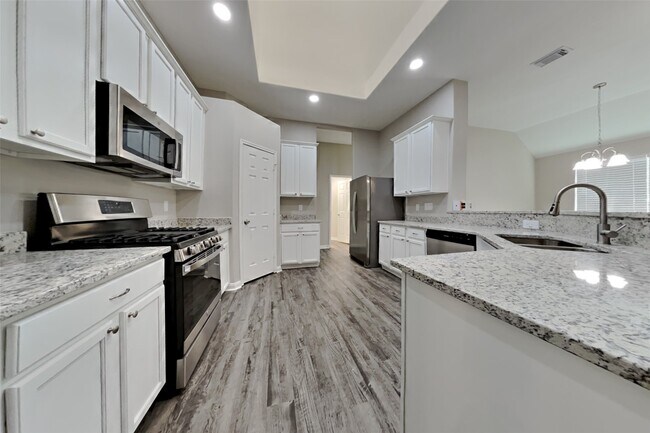 Foto del edificio - 8226 Point Pendleton Dr