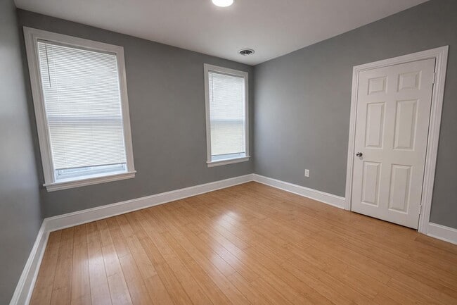 Photo - 5508 Walnut St Apartment