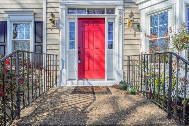 Foto del edificio - 655 Lancaster St