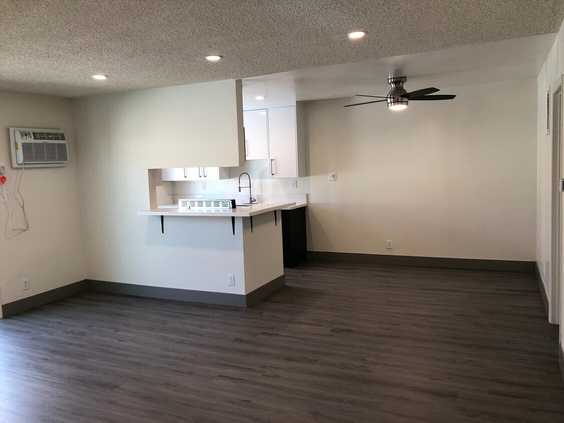 Foto principal - 3611 Mentone Ave