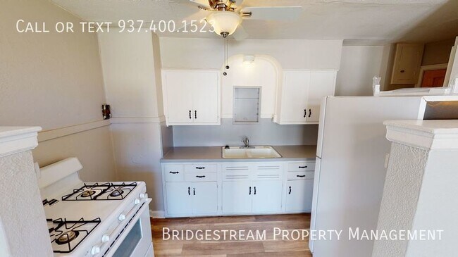 Foto del edificio - Spacious upstairs 1 bedroom, 1 bath house ...