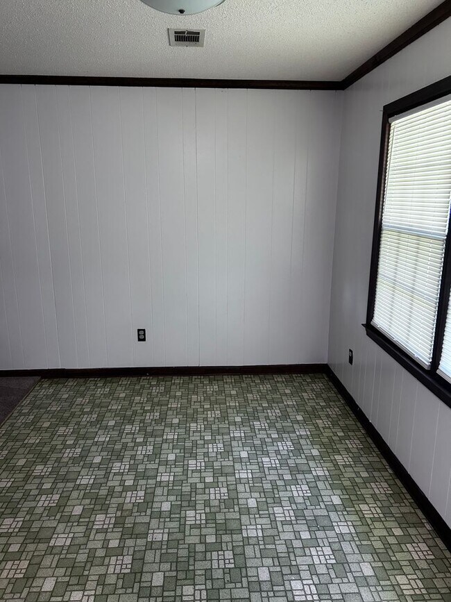 Foto del edificio - 1601 Cedarbrook Dr