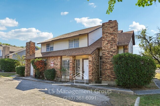 Foto del edificio - 6704 Windsor Hollow Dr