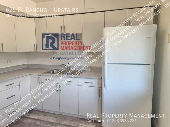 Building Photo - 625 El Rancho Blvd