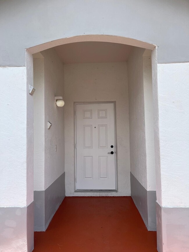 Building Photo - 18605 NW 52nd Path