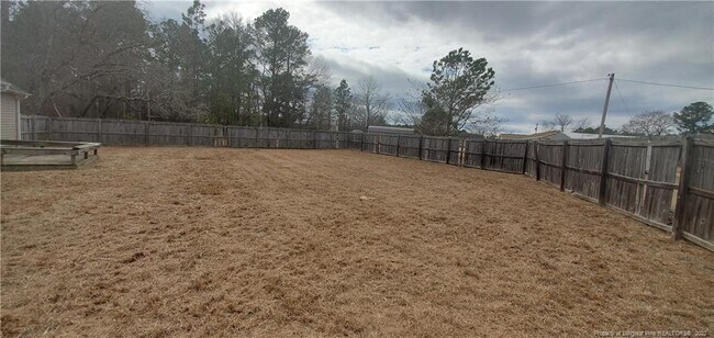 Foto del edificio - 211 Wolfbridge Dr