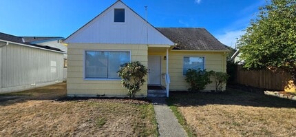 Building Photo - 714 Georgiana St
