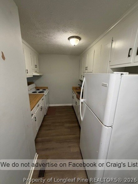 Foto del edificio - 1429 Artesian Ct