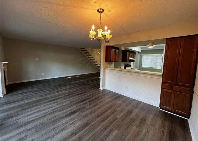 Foto del edificio - 6701 Dickens Ferry Rd