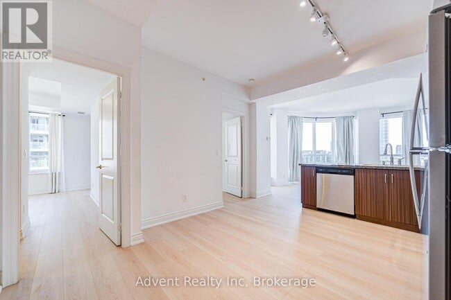 Building Photo - 33 Clegg Rd