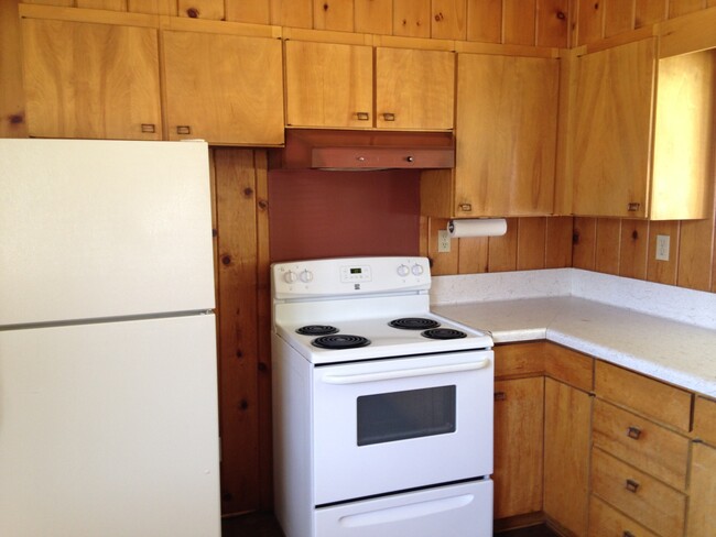 Building Photo - 171 Dewey St
