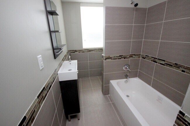 Foto del edificio - 816 S Negley Ave