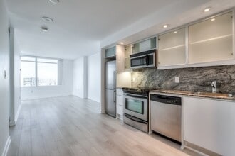Building Photo - 25 Telegram Mews