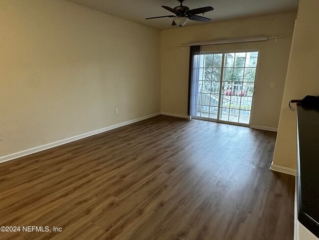 Building Photo - 4920 Key Lime Dr