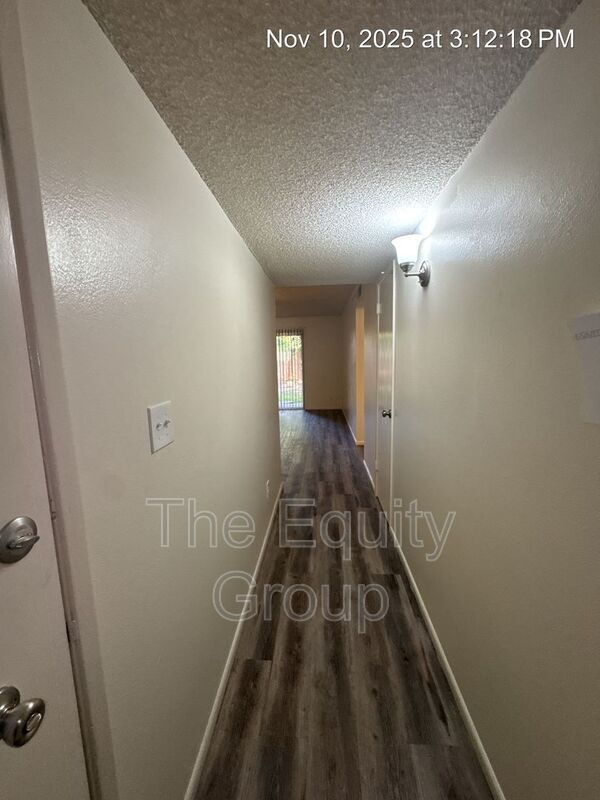 Foto del edificio - 332 N Westfield St