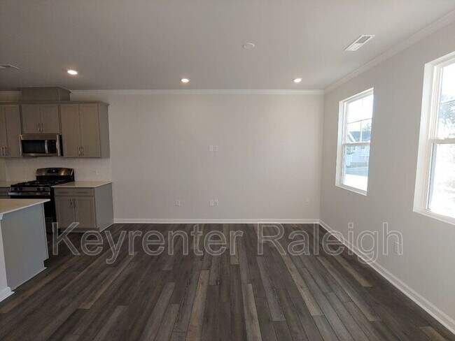Building Photo - 213 Ivy Vine Way