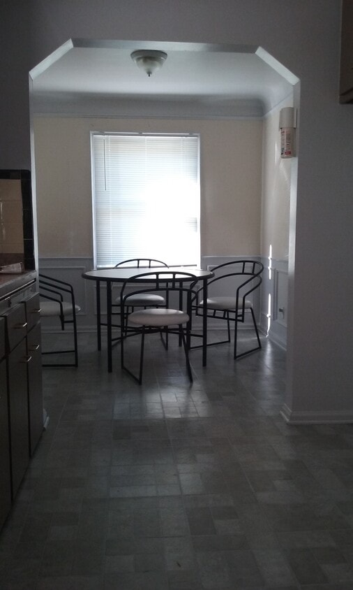 Diningroom - 19446 Pierson St