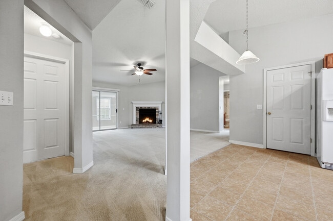 Building Photo - 339 Peggy Dr