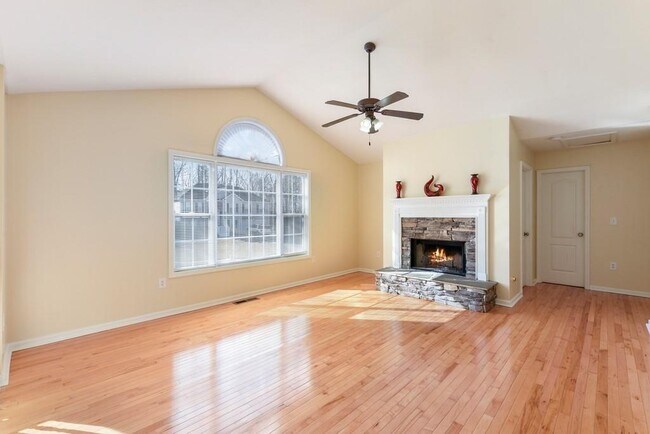 Building Photo - 149 Northridge Ln