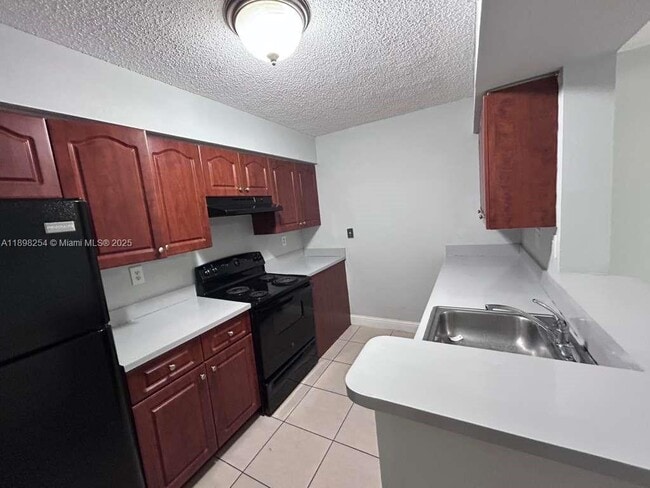 Foto del edificio - 15201 SW 80th St