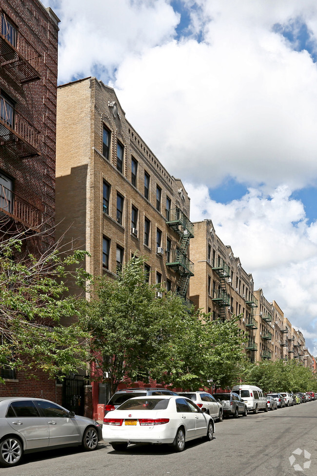 Foto del edificio - 14 Thayer Street