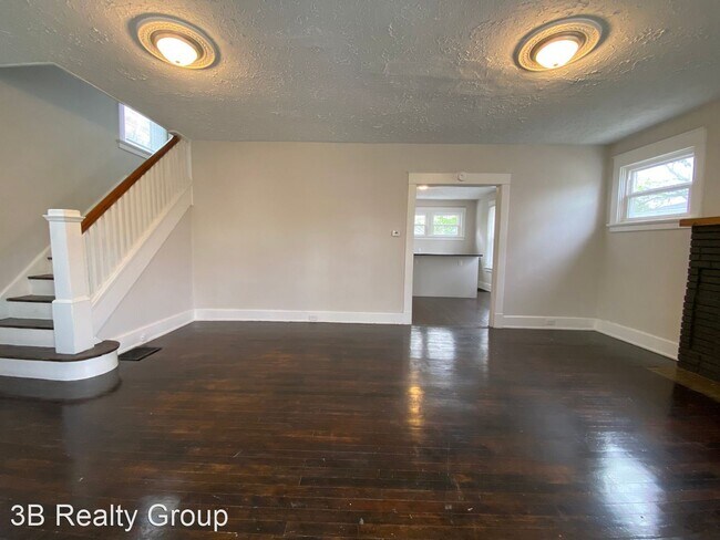 Building Photo - 3 br, 1.5 bath House - 4804 Glenshade Ave.