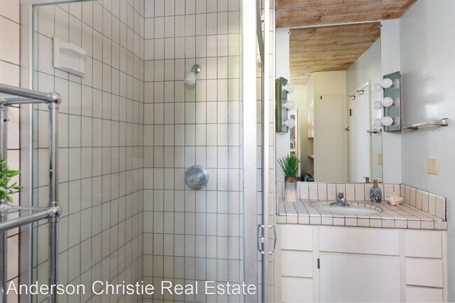 Building Photo - 5 br, 3.5 bath House - 435 Meder Street