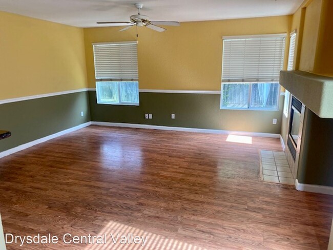 Building Photo - 5 br, 3 bath House - 1794 Erickson Circle