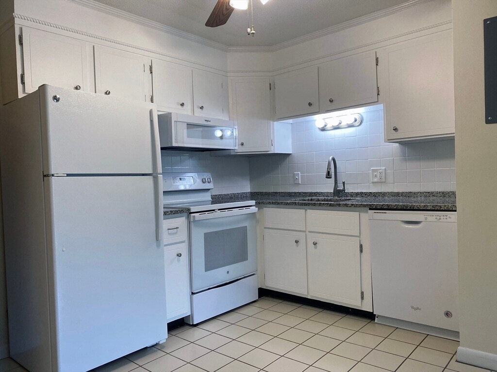 Primary Photo - 176 Maple Ave