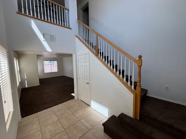 Foto del edificio - Gorgeous 3bed/1bath home!